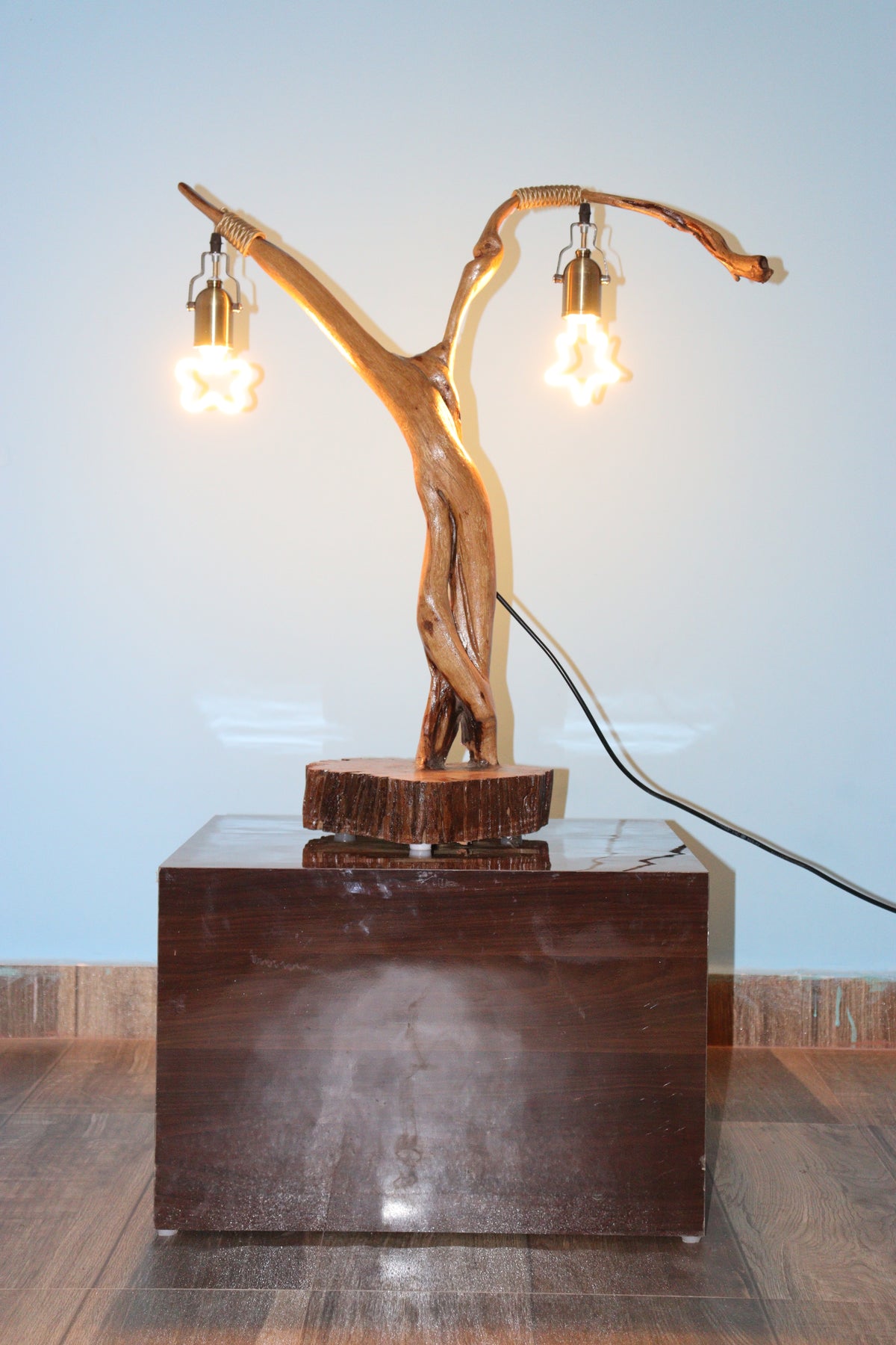 ๐ Dazzle Wood Handcrafted Wooden Table Lamp โ Rustic Elegance for Your Space
