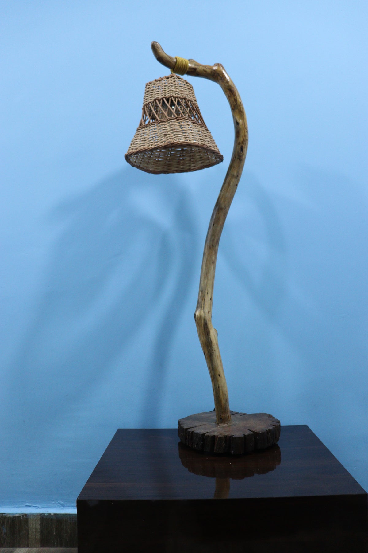 🌿 Handmade Mango Wood Wooden Lamp – Elegant Décor Lighting