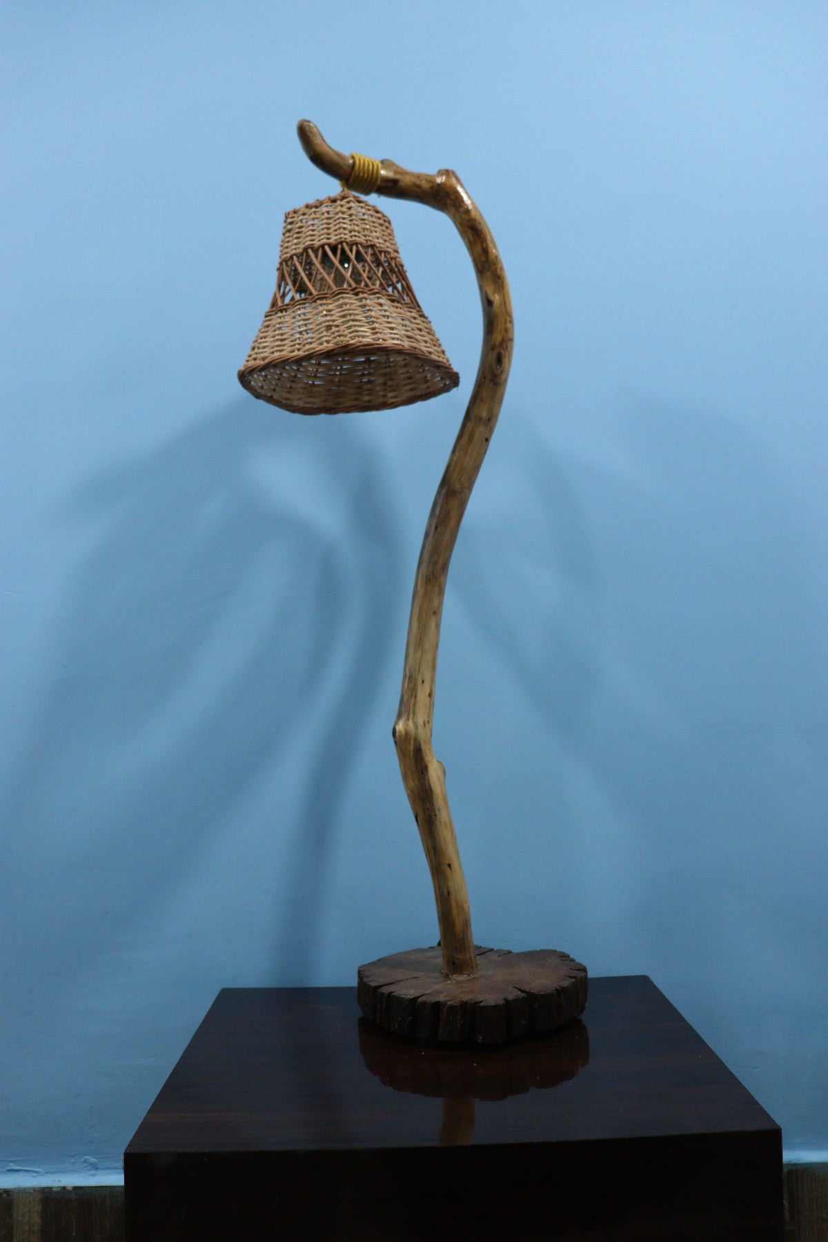 🌿 Handmade Mango Wood Wooden Lamp – Elegant Décor Lighting