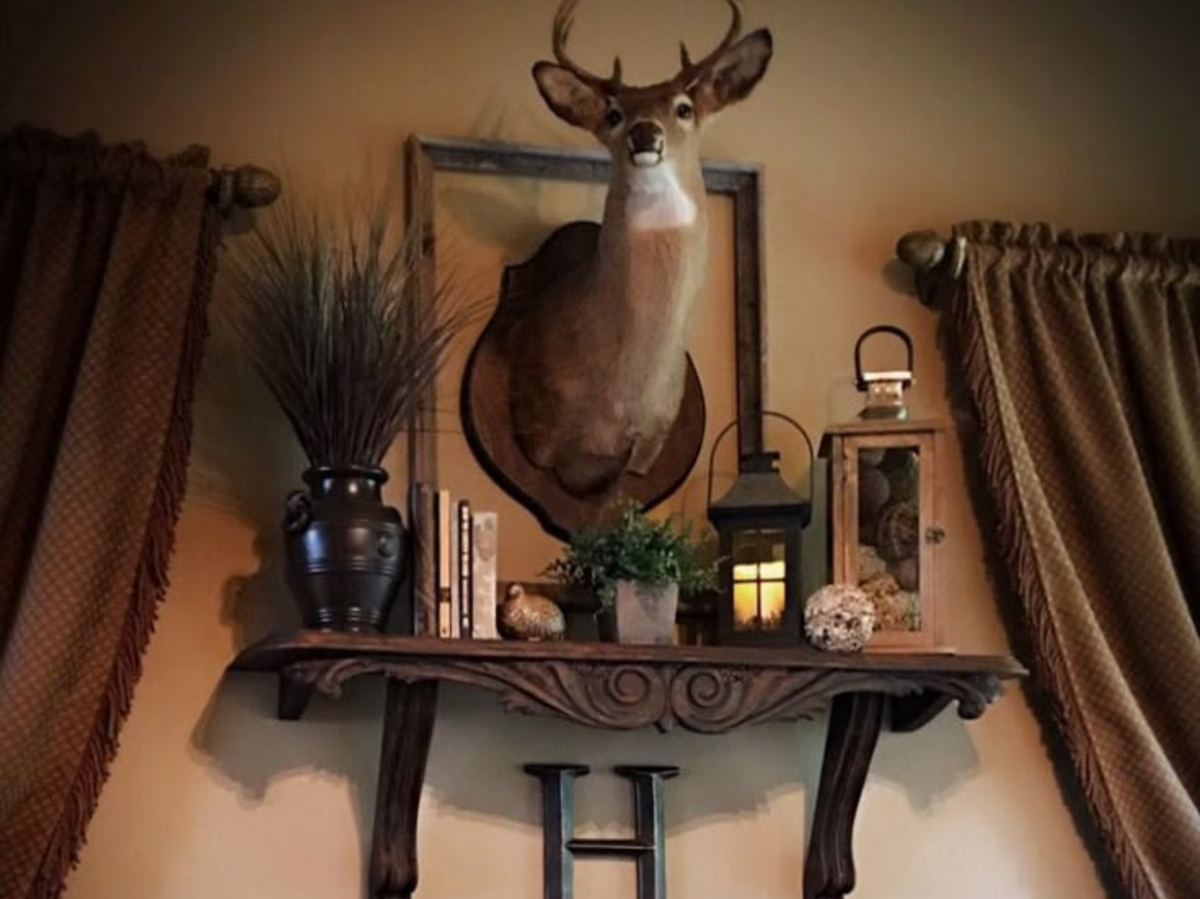 🦌 Deer Wall Hanging Wooden Head Sculpture – Handcrafted Home Décor Accent